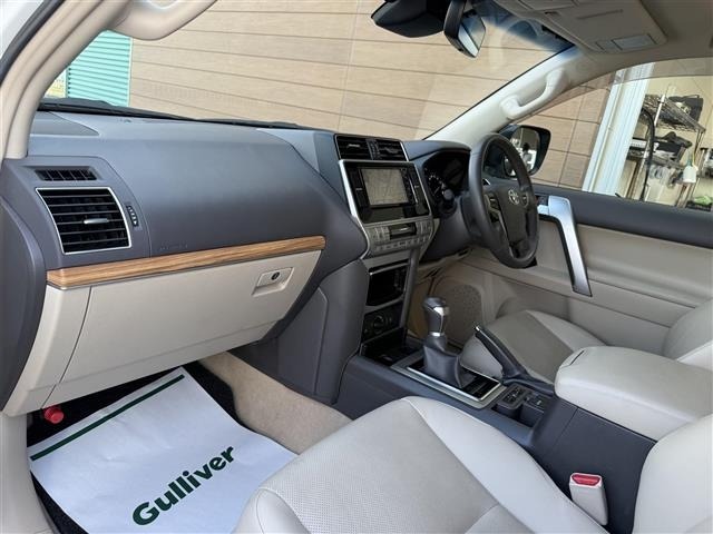 Toyota LAND CRUISER PRADO 2023 8359456-18
