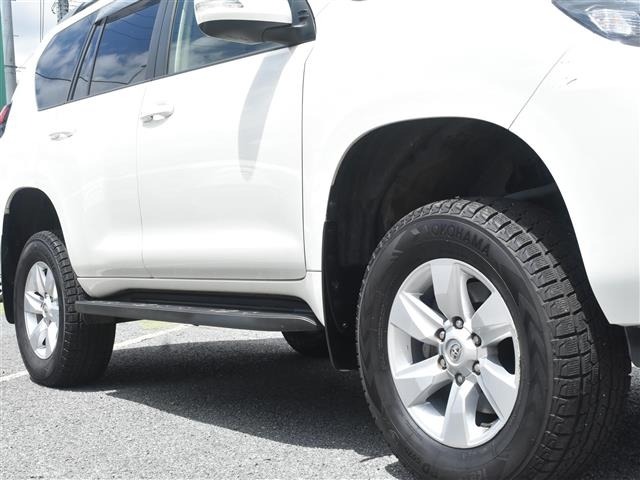 Toyota LAND CRUISER PRADO 2022 8359460-17