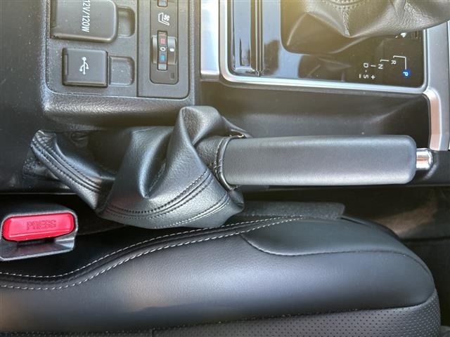 Toyota LAND CRUISER PRADO 2023 8359466-20