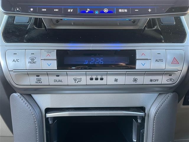 Toyota LAND CRUISER PRADO 2023 8359472-23