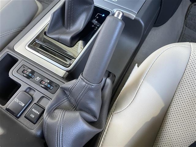 Toyota LAND CRUISER PRADO 2023 8359472-4