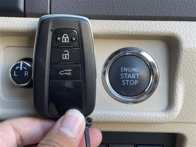 Toyota LAND CRUISER PRADO 2023 8359472-9