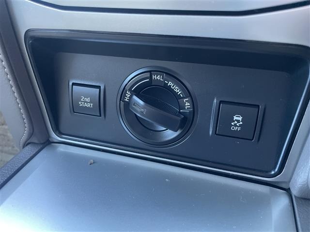Toyota LAND CRUISER PRADO 2023 8359477-1