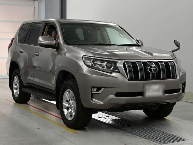 Toyota LAND CRUISER PRADO 2022 8359482-5