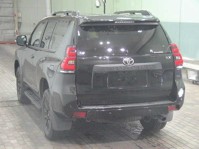 Toyota LAND CRUISER PRADO 2023 8359484-1