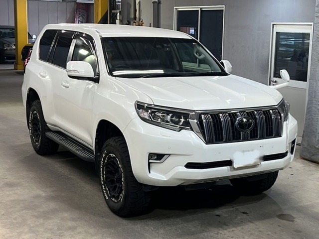 Toyota LAND CRUISER PRADO 2018 8359486-4