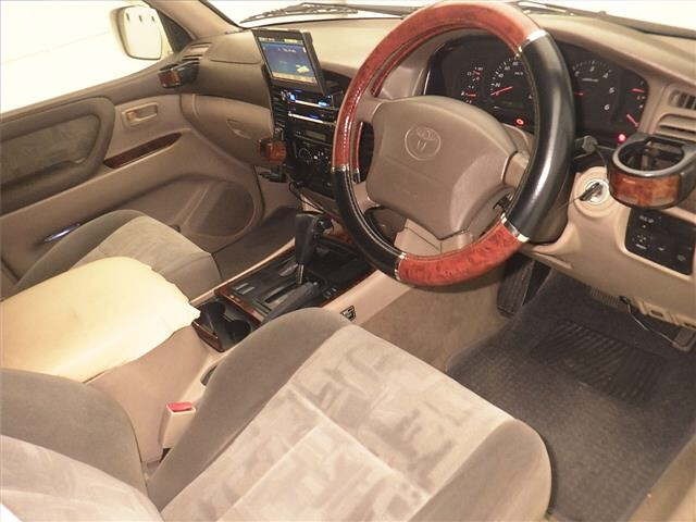 Toyota LAND CRUISER 1998 8359610-3