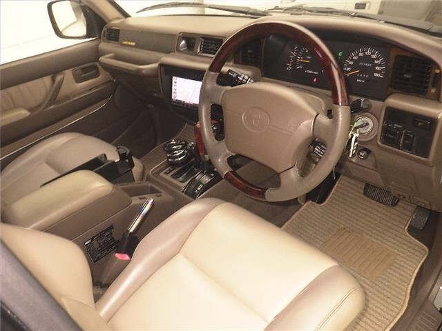 Toyota LAND CRUISER 1996 8359611-3