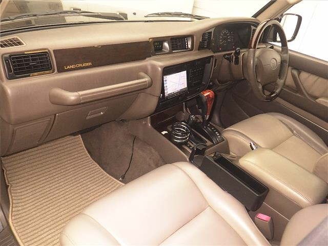 Toyota LAND CRUISER 1996 8359611-4