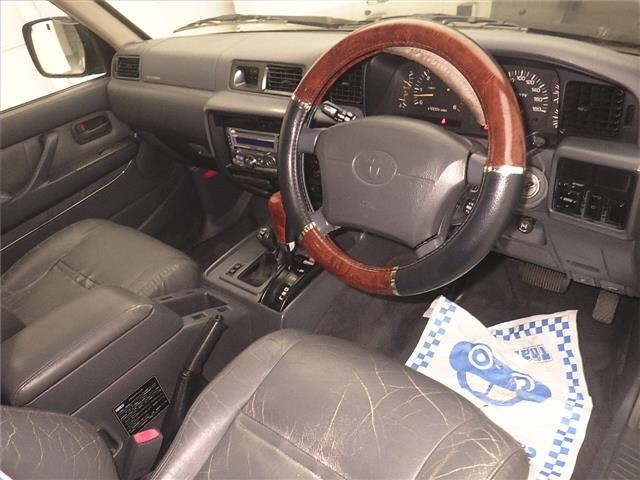 Toyota LAND CRUISER 1996 8359612-3