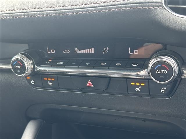 Mazda MAZDA3 2023 8358667-22