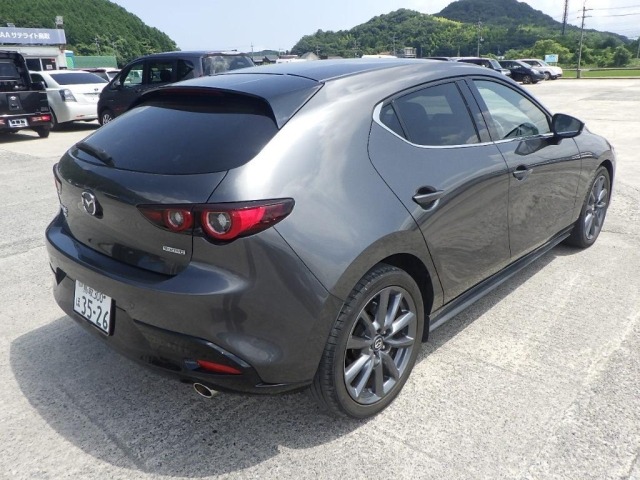 Mazda MAZDA3 2022 8358673-5