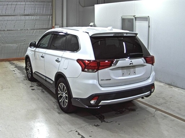 Mitsubishi OUTLANDER 2018 8359162-1