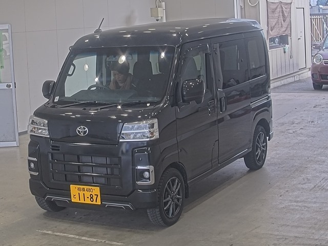 Toyota PIXIS VAN 2023 8359616-0
