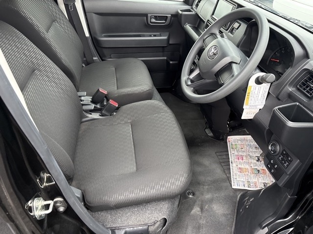 Toyota PIXIS VAN 2023 8359616-8