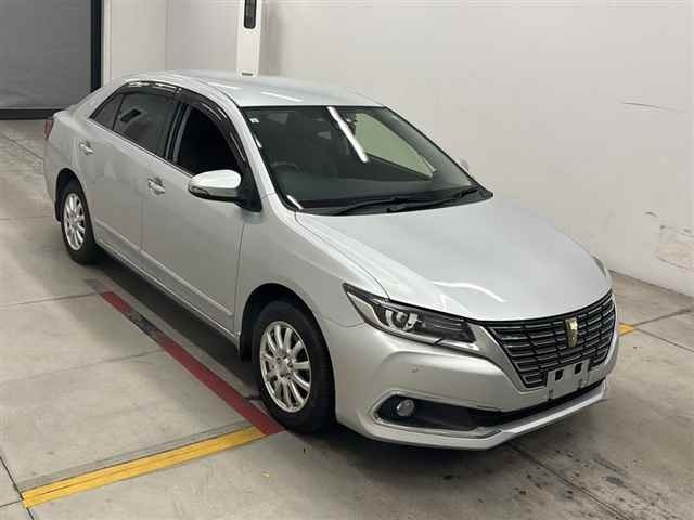Toyota PREMIO 2019 8359623-0