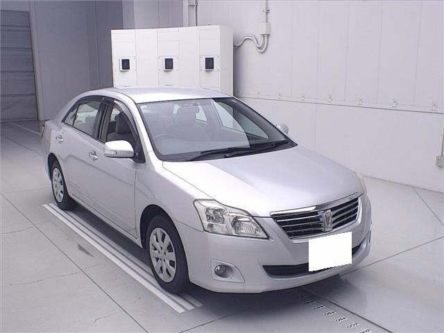 Toyota PREMIO 2011 8359624-0
