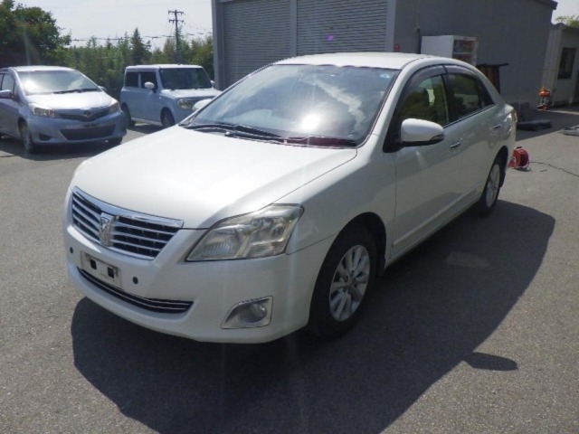 Toyota PREMIO 2016 8359625-4