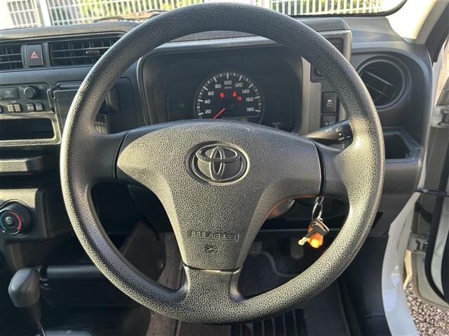 Toyota PROBOX VAN 2016 8358585-9