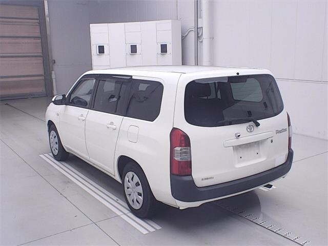 Toyota PROBOX VAN 2021 8358605-1