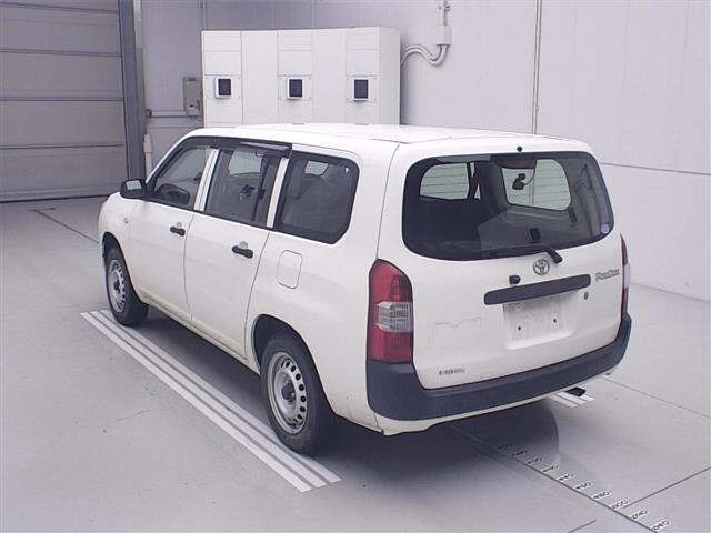 Toyota PROBOX VAN 2020 8358610-1