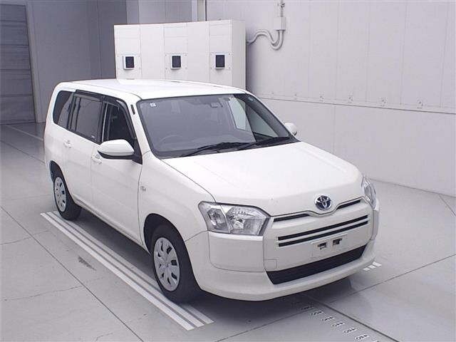 Toyota PROBOX VAN 2021 8358611-0