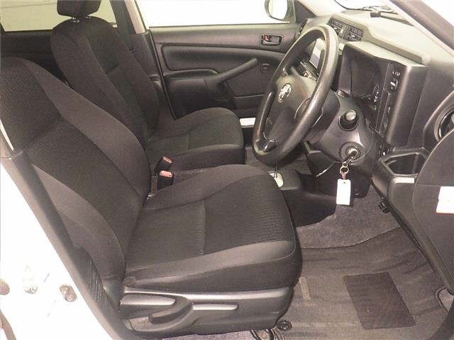 Toyota PROBOX VAN 2021 8358611-5