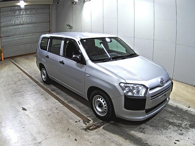 Toyota PROBOX VAN 2021 8358622-0