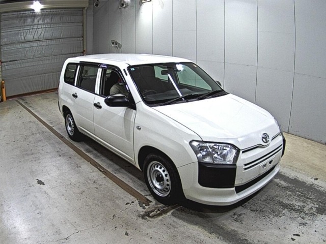 Toyota PROBOX VAN 2021 8358624-0