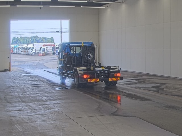 Hino RANGER 2017 8359557-1