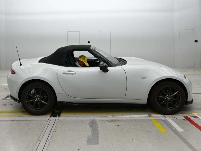Mazda ROADSTER 2016 8359521-3