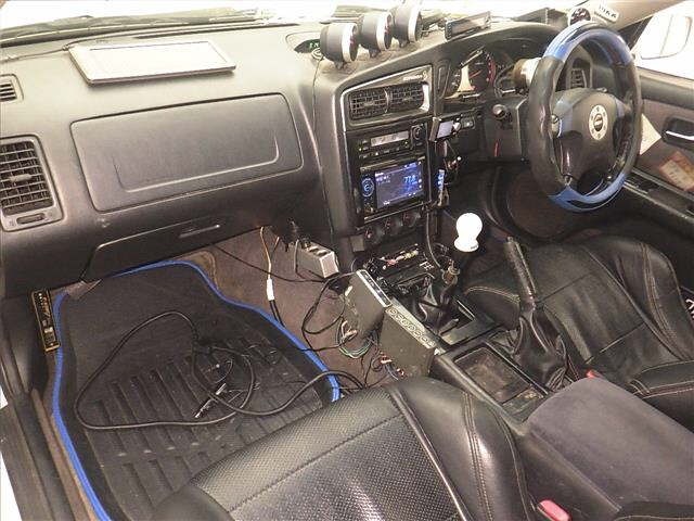 Nissan STAGEA 1998 8358906-4