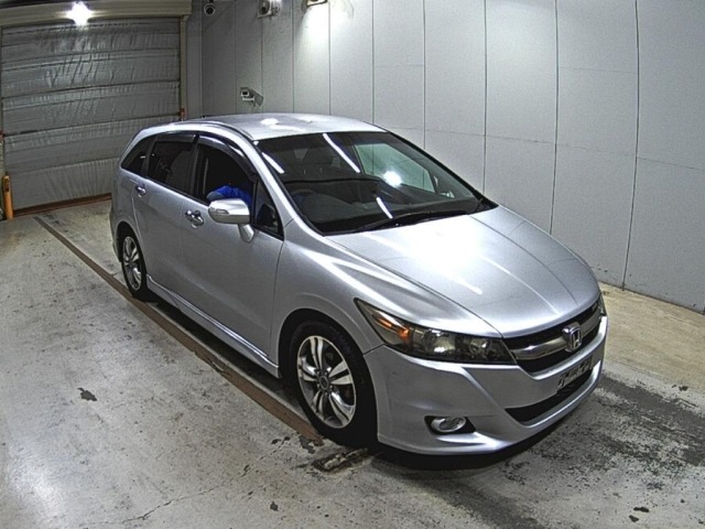 Honda STREAM 2011 8359082-0