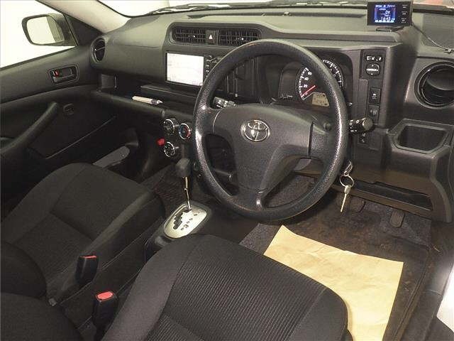 Toyota SUCCEED VAN 2017 8358524-3