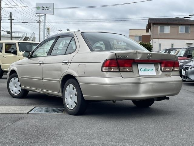 Nissan SUNNY 2003 8358810-1