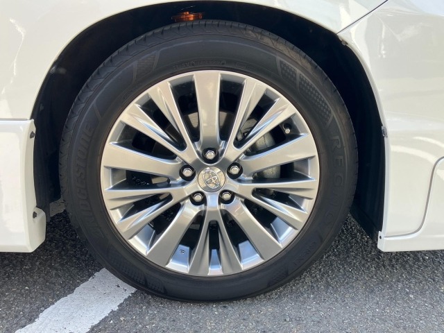 Toyota VELLFIRE 2014 8359630-11