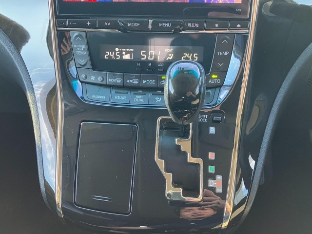 Toyota VELLFIRE 2014 8359630-8
