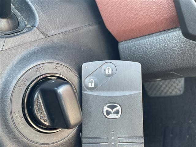 Mazda VERISA 2007 8359191-10