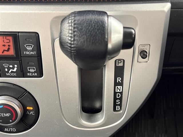 Daihatsu WAKE 2015 8359429-11