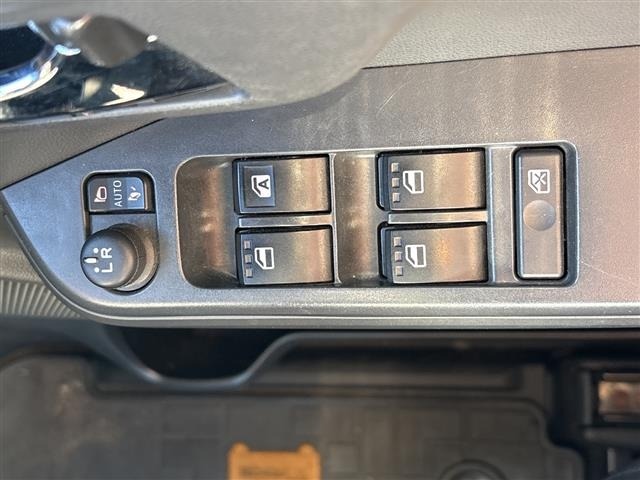 Daihatsu WAKE 2017 8359432-4