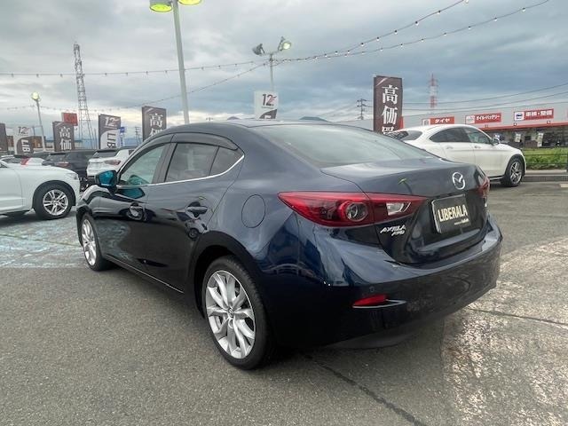 Mazda AXELA 2016 8363983-13