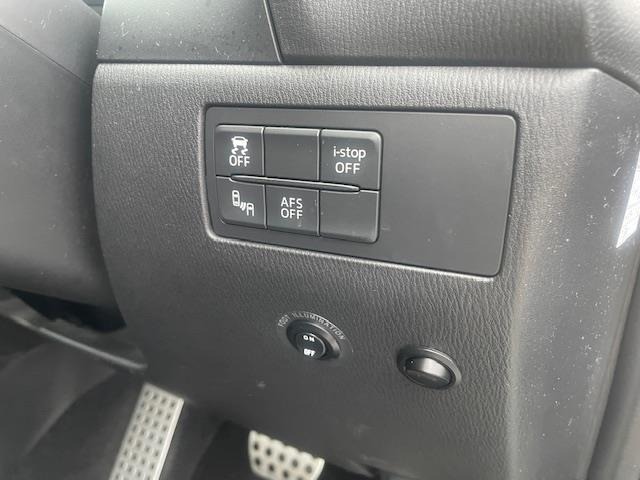 Mazda AXELA 2016 8363983-3