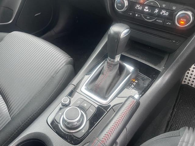 Mazda AXELA 2016 8363983-7