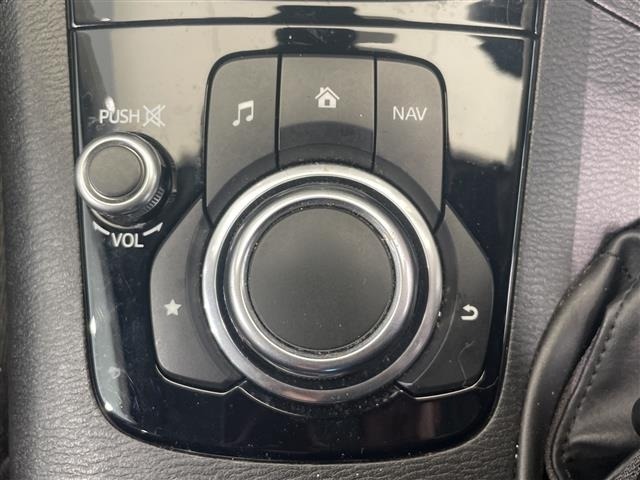 Mazda AXELA 2017 8363991-10