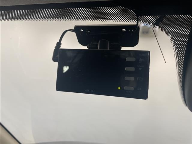 Mazda AXELA 2017 8363991-17