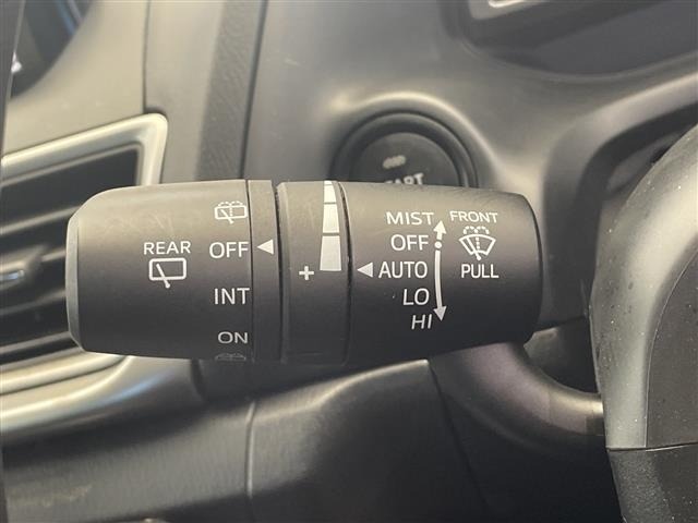 Mazda AXELA 2017 8363991-7