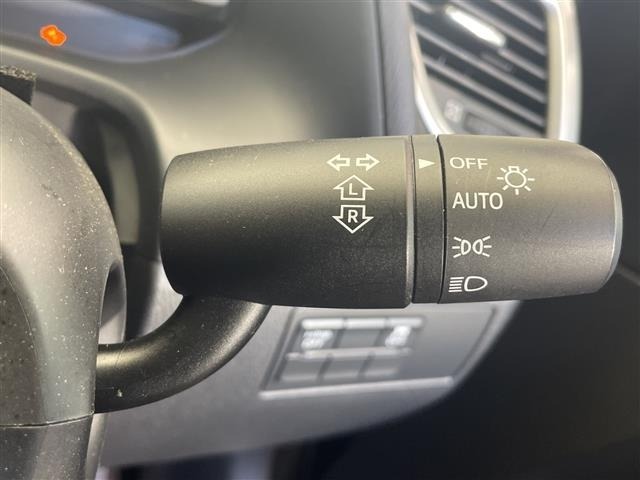 Mazda AXELA 2017 8363991-8
