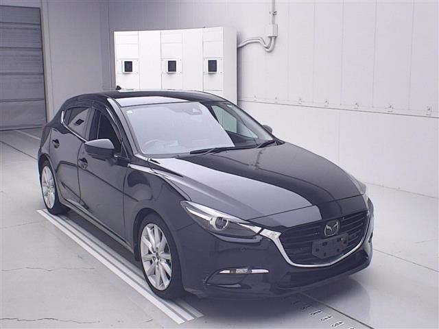 Mazda AXELA 2017 8364012-0
