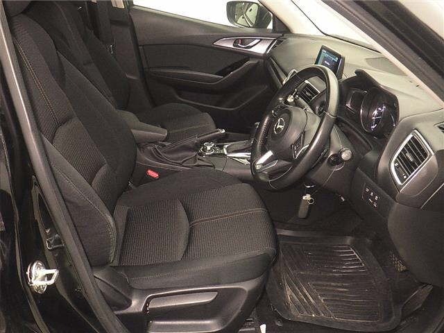 Mazda AXELA 2017 8364013-5