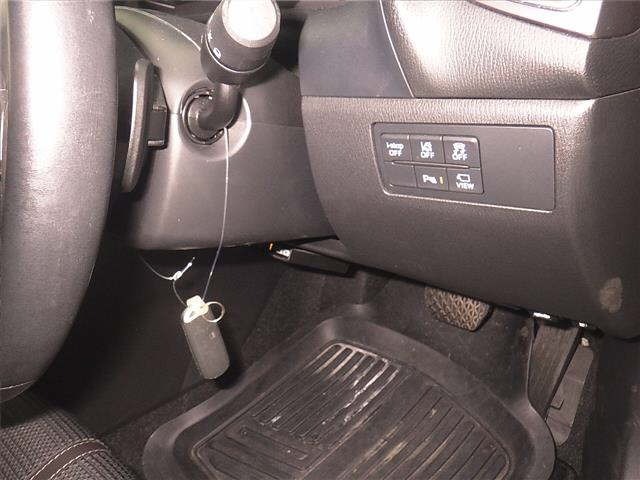 Mazda AXELA 2017 8364013-8